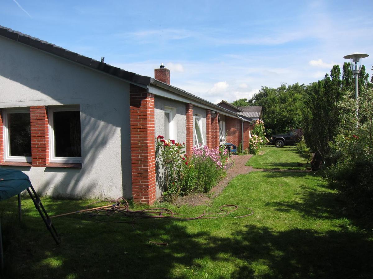 Ferienhaus In Buesumer Deichhausen - Buesum An Der Nordsee Fuer Bis Zu 9 Personen Exterior foto