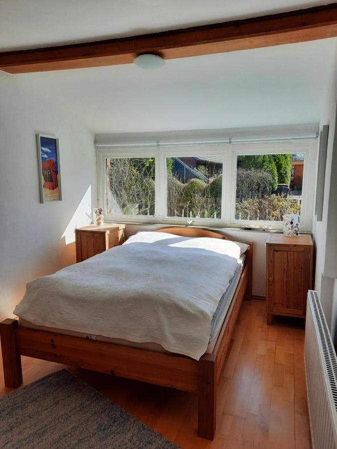 Ferienhaus In Buesumer Deichhausen - Buesum An Der Nordsee Fuer Bis Zu 9 Personen Exterior foto