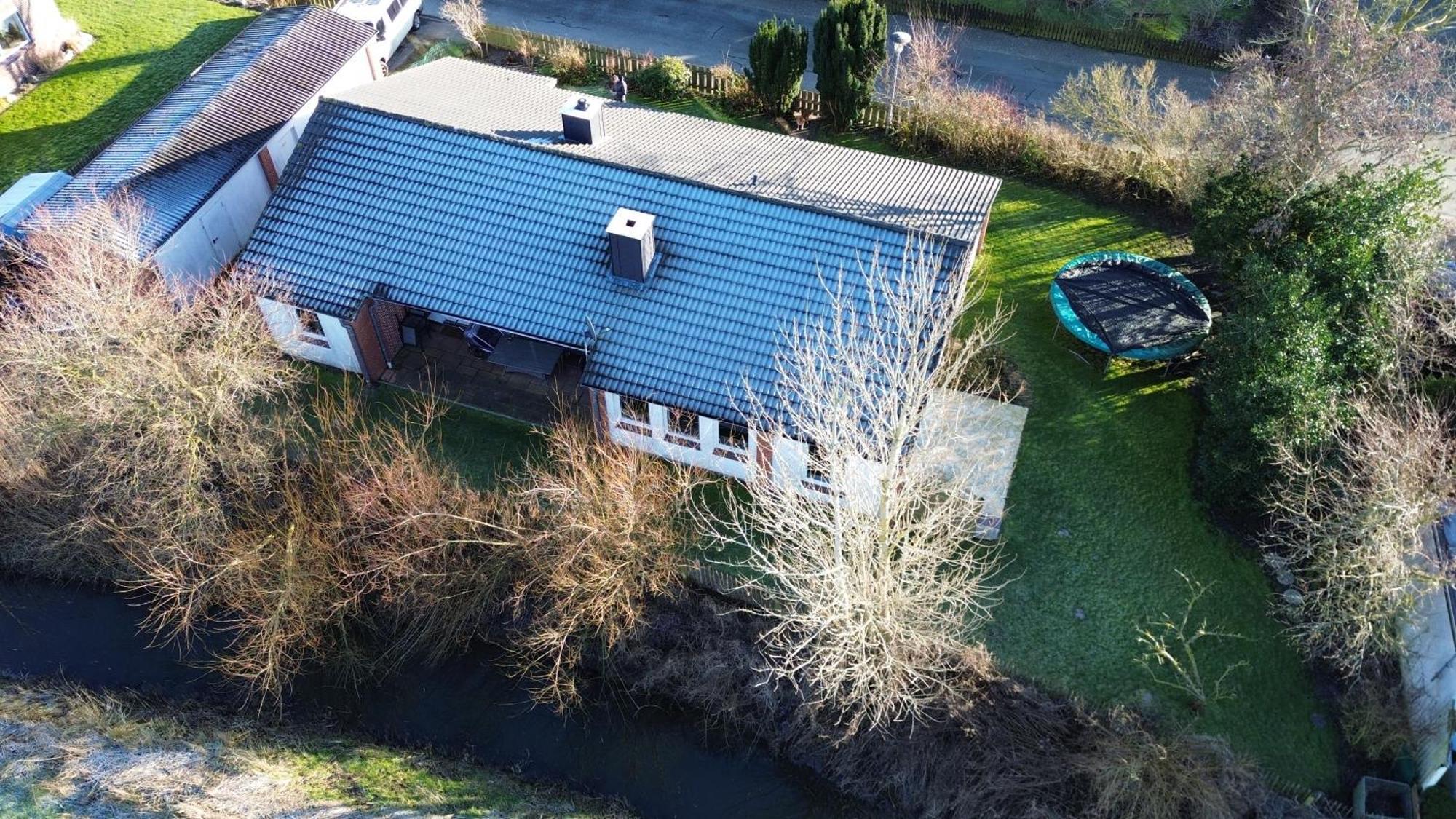 Ferienhaus In Buesumer Deichhausen - Buesum An Der Nordsee Fuer Bis Zu 9 Personen Exterior foto